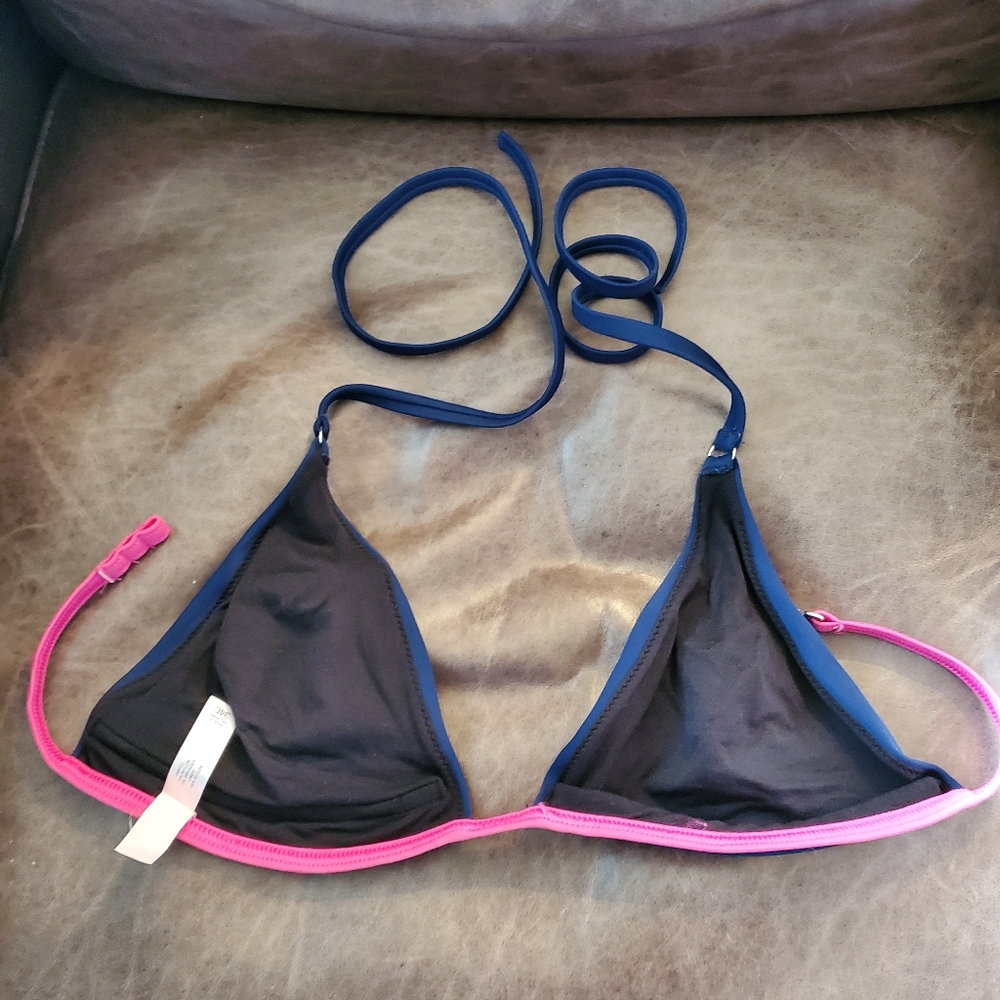 Bathing suit - Picture 5 of 10